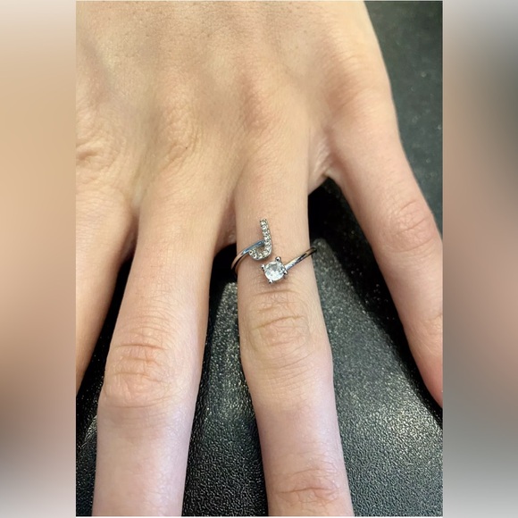Sterling Silver Adjustable Ring With Letter J Solitaire Stone Sizes 7-10 - Picture 5 of 10